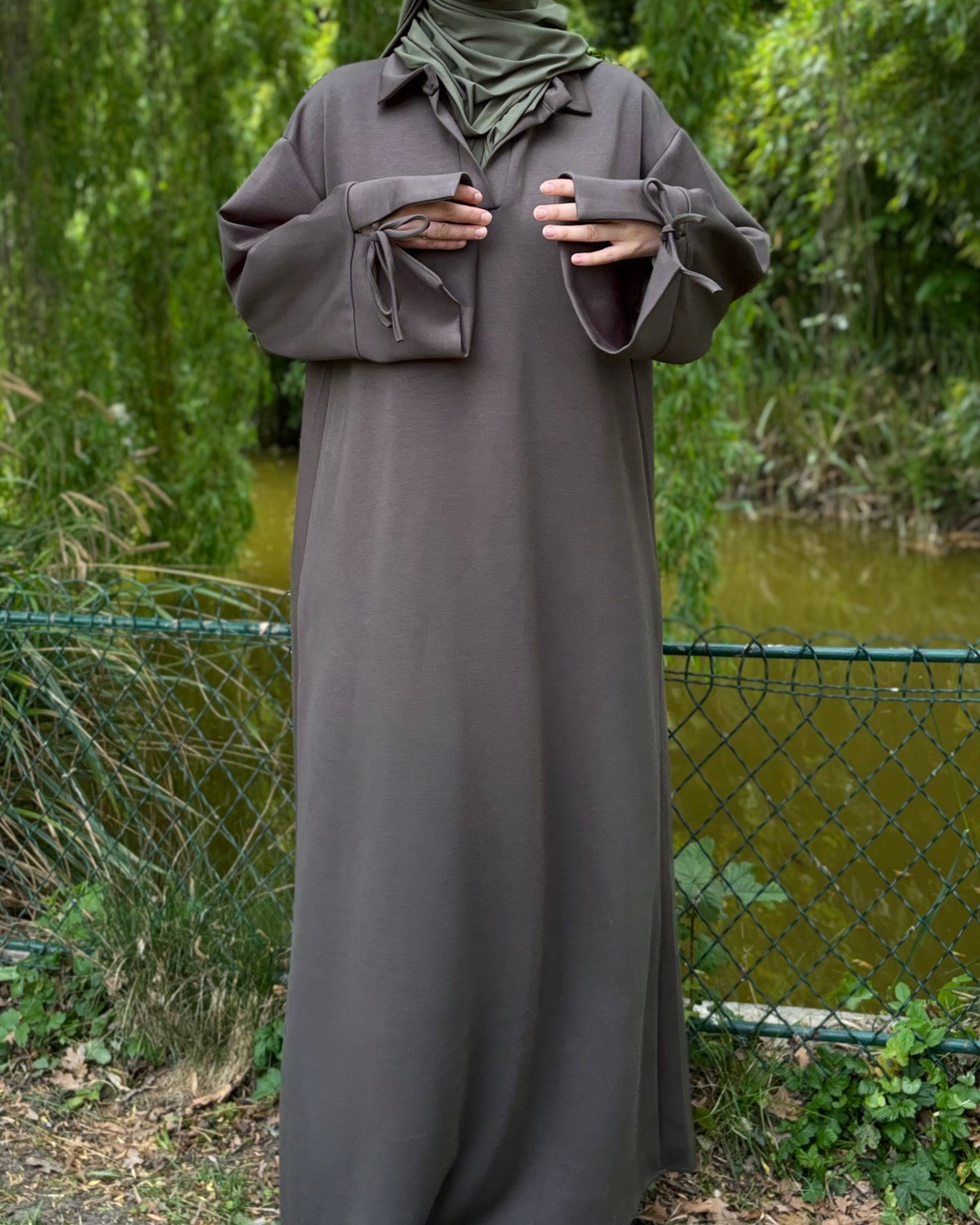 Abaya Sportive en Tissu Sweat - Confort et Élégance au Quotidien
