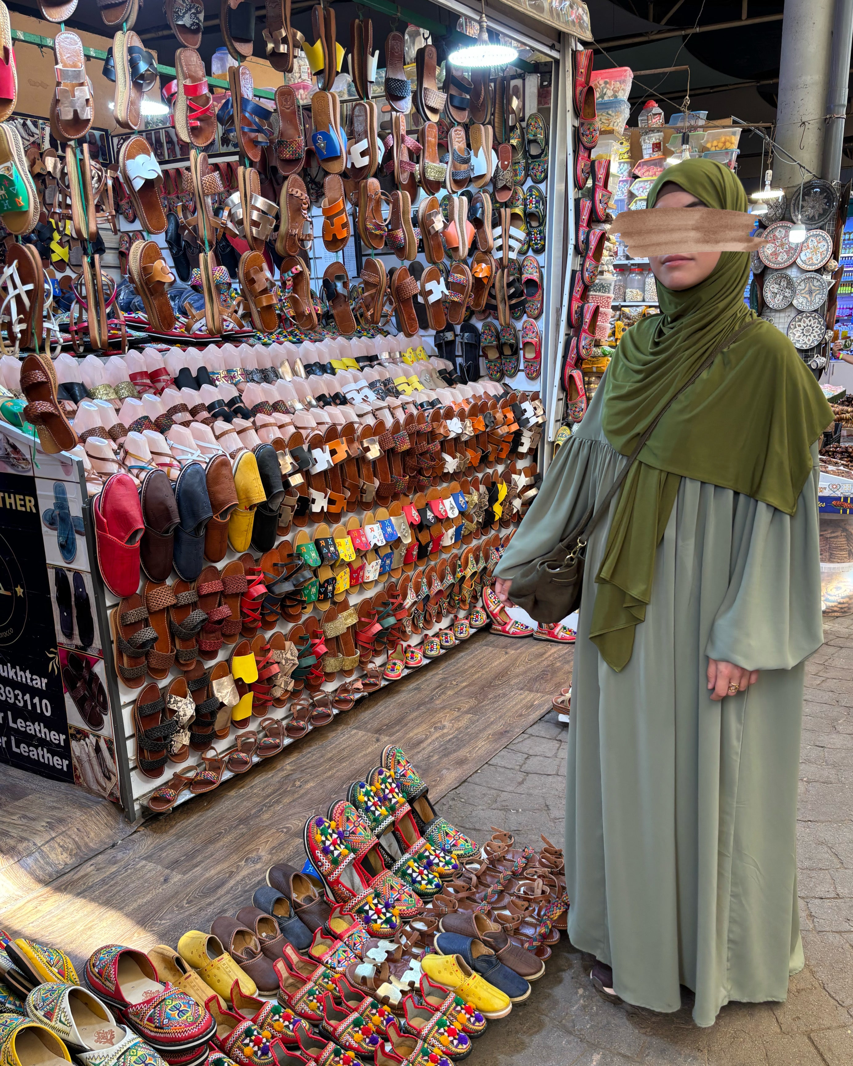 Abaya Alya en Soie de Médine – Élégance Pudique et Raffinée