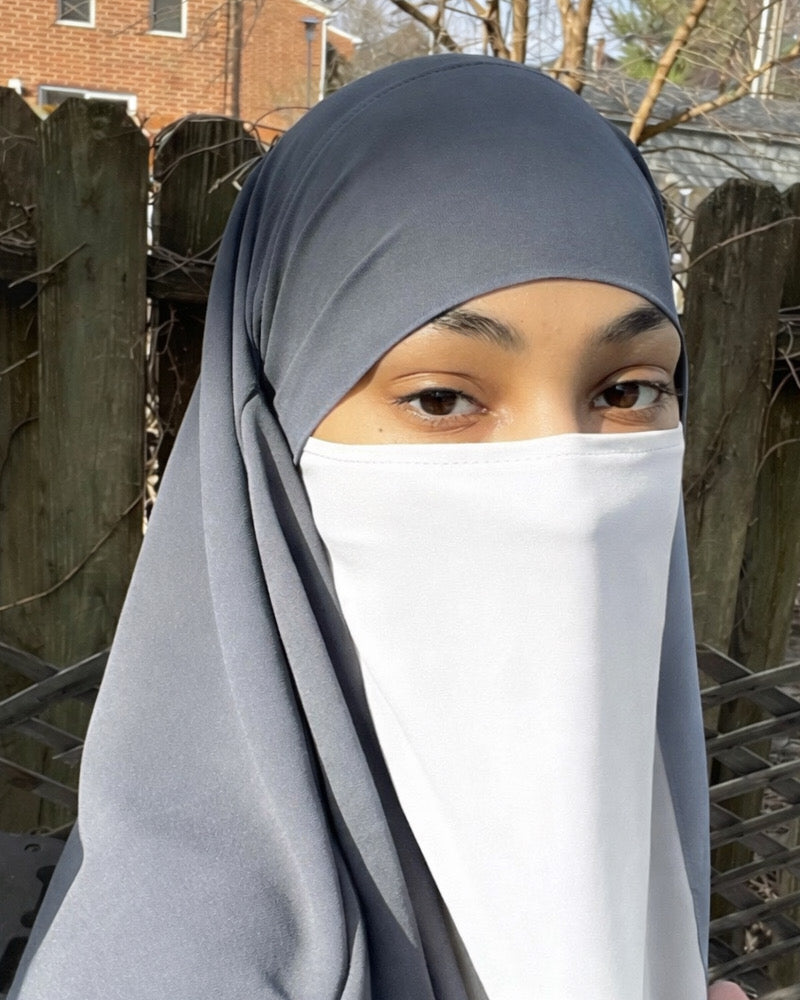 Half-niqab