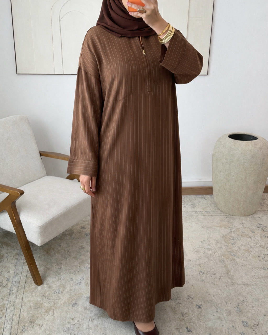 Abaya Rayée Col Polo Zip – | Modest Fashion Élégante & Naturelle