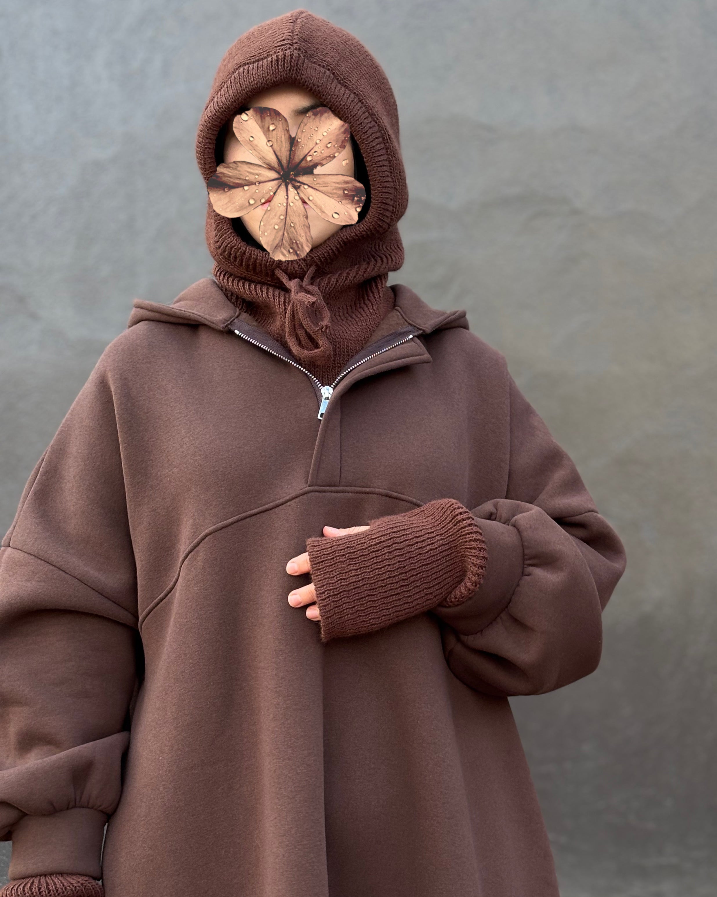 Cagoule & Mitaines Longues – Ensemble Hiver Modest Fashion