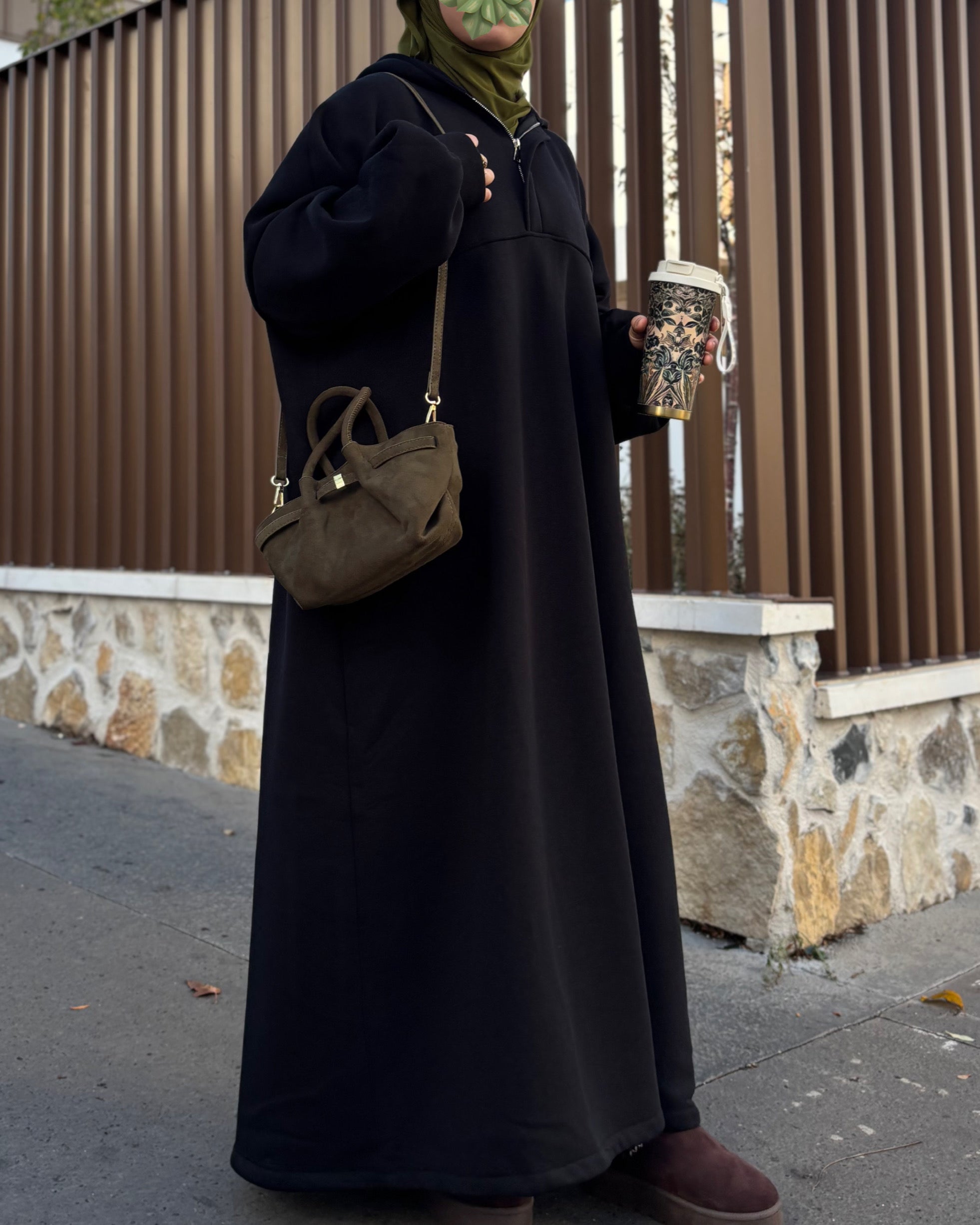 Sweat Maxi Moltonné Oversize – L’abaya pull cocooning de la saison