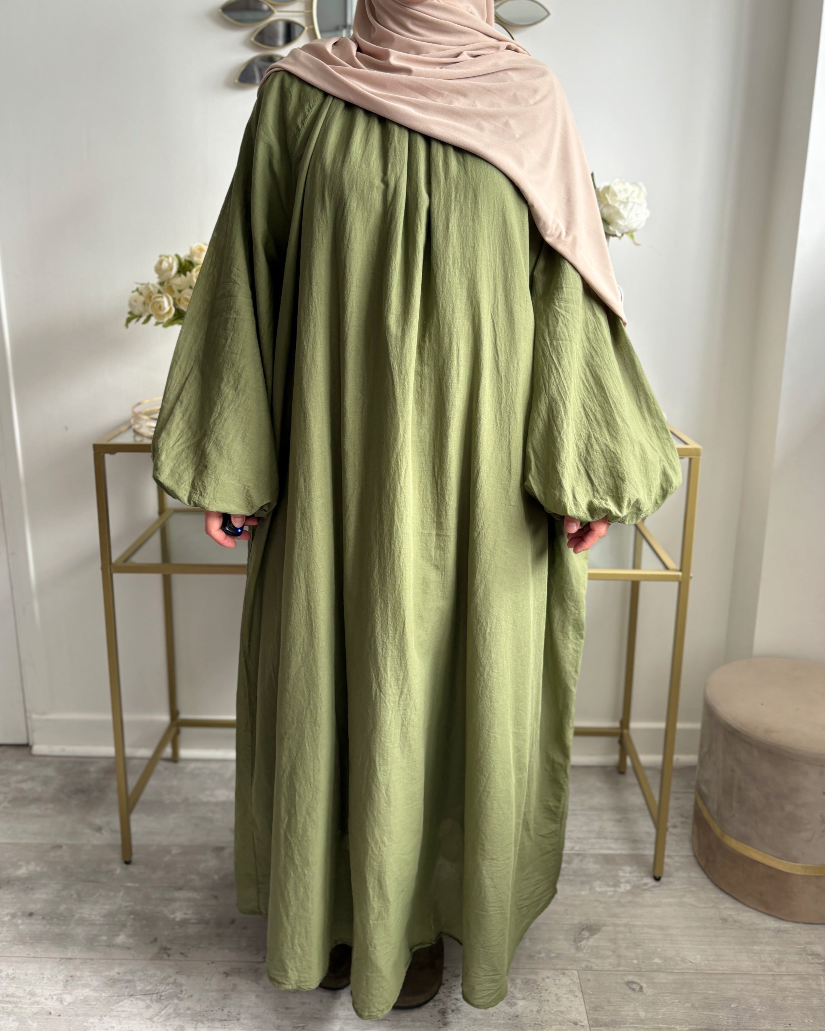 Abaya longue kaki en coton – légère & idéale pour l’été | Modest Fashion
