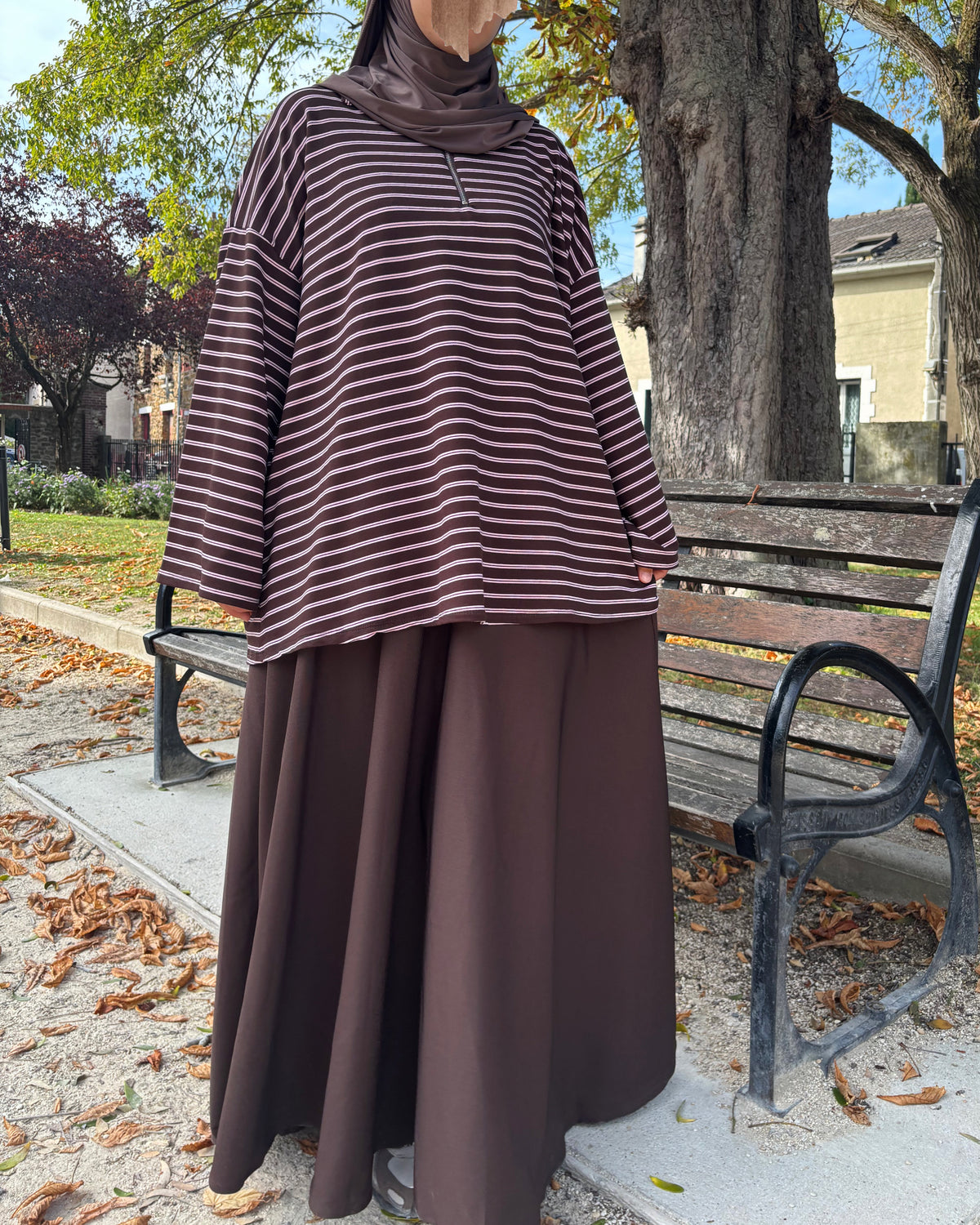 Jupe longue évasée à ceinture – Marron profond
