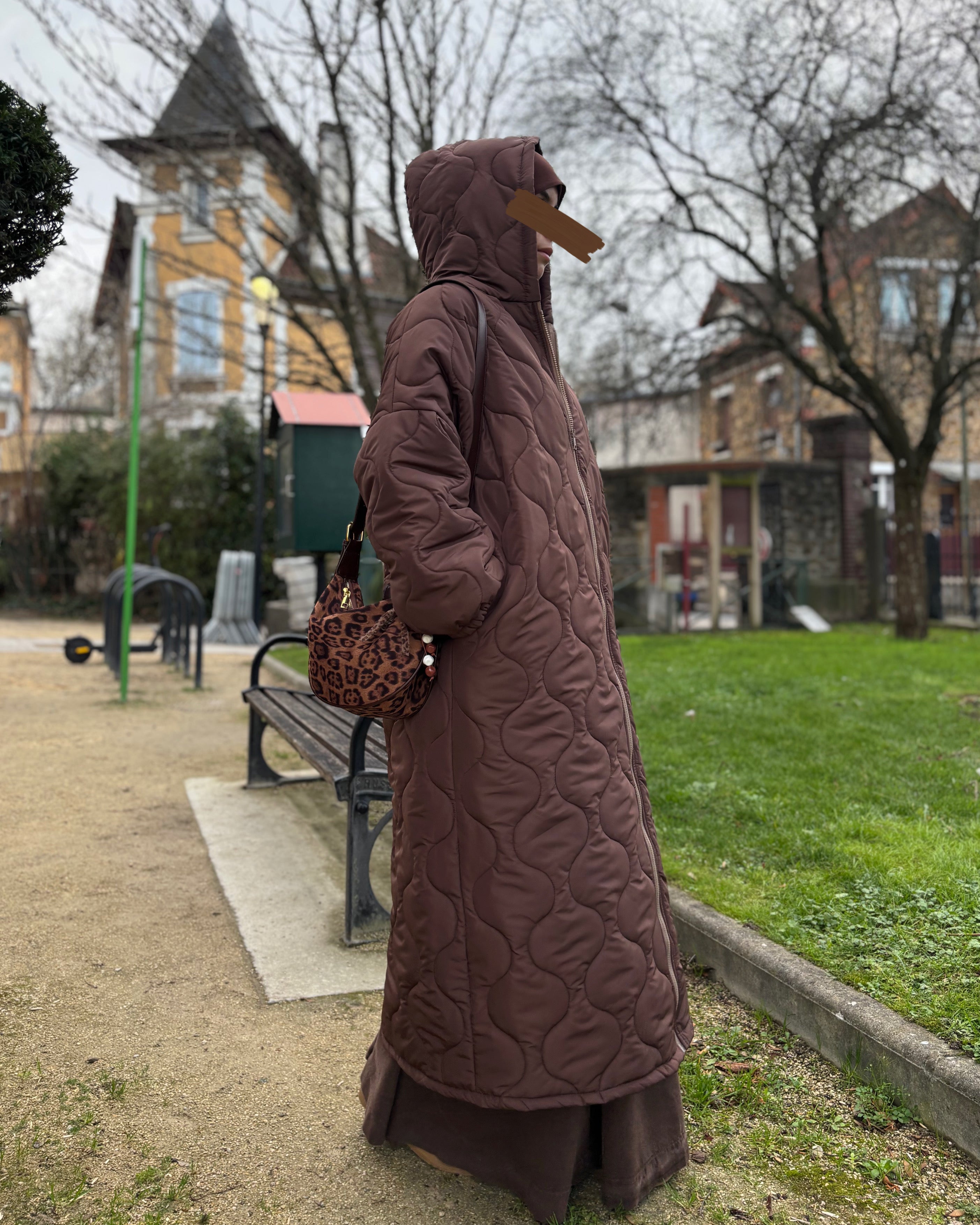 Manteau Long Matelassé Oversize à Capuche – Chocolat