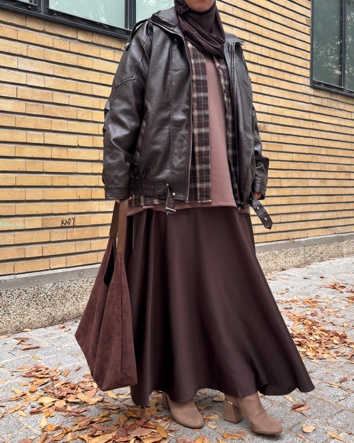 Veste similicuir fourrée marron foncé – Coupe ample