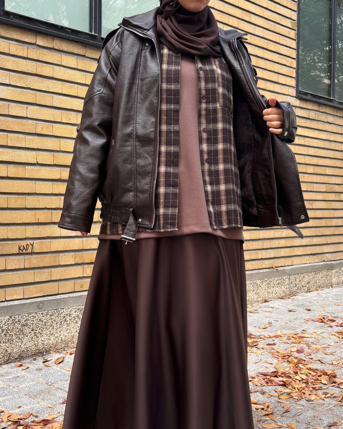 Veste similicuir fourrée marron foncé – Coupe ample