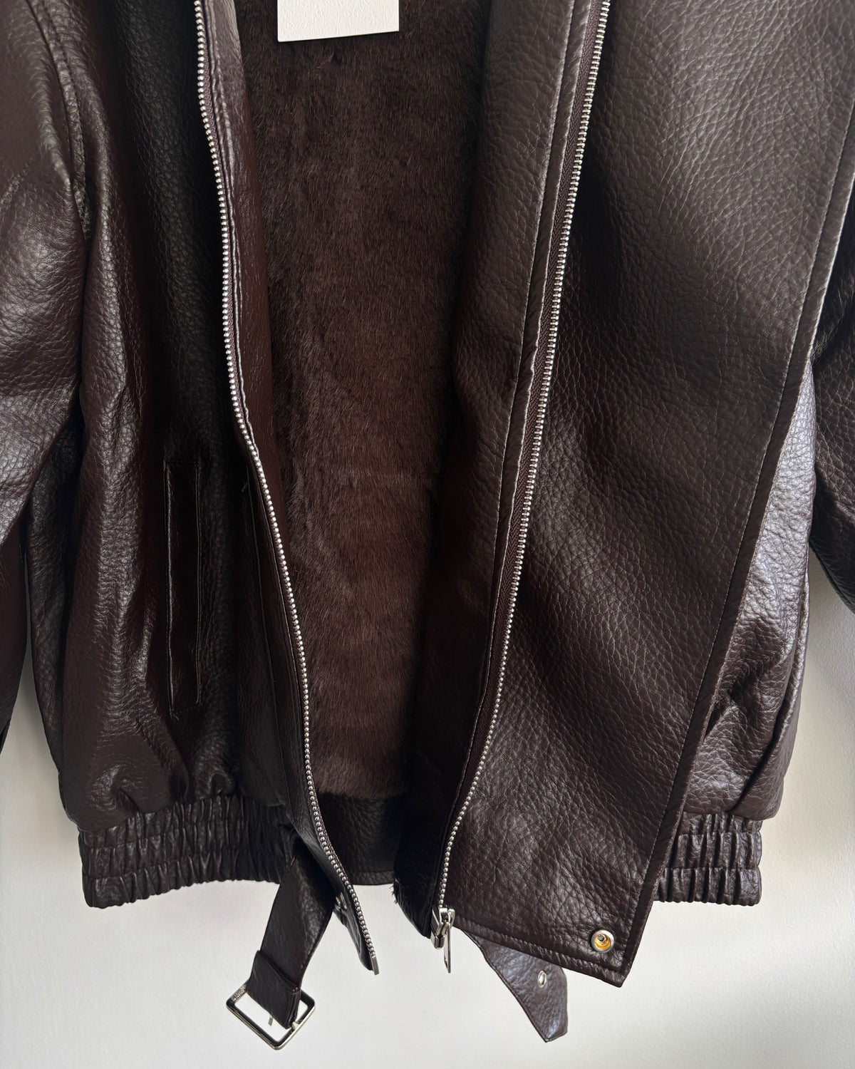 Veste similicuir fourrée marron foncé – Coupe ample