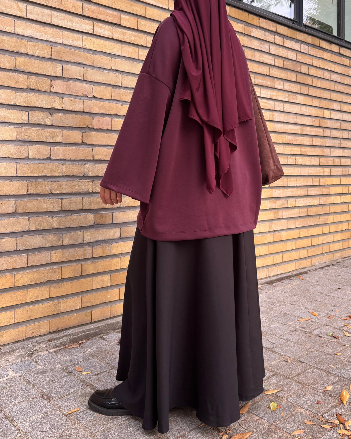 Tee-shirt oversize long au modal doux – Bordeaux et taupe foncé