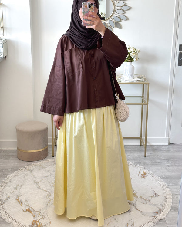 Jupe longue jaune beurre coton doublée – look pudique et élégant