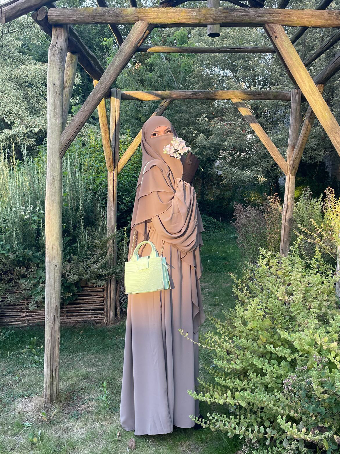 Khimar 3 voiles mousseline taupe foncé