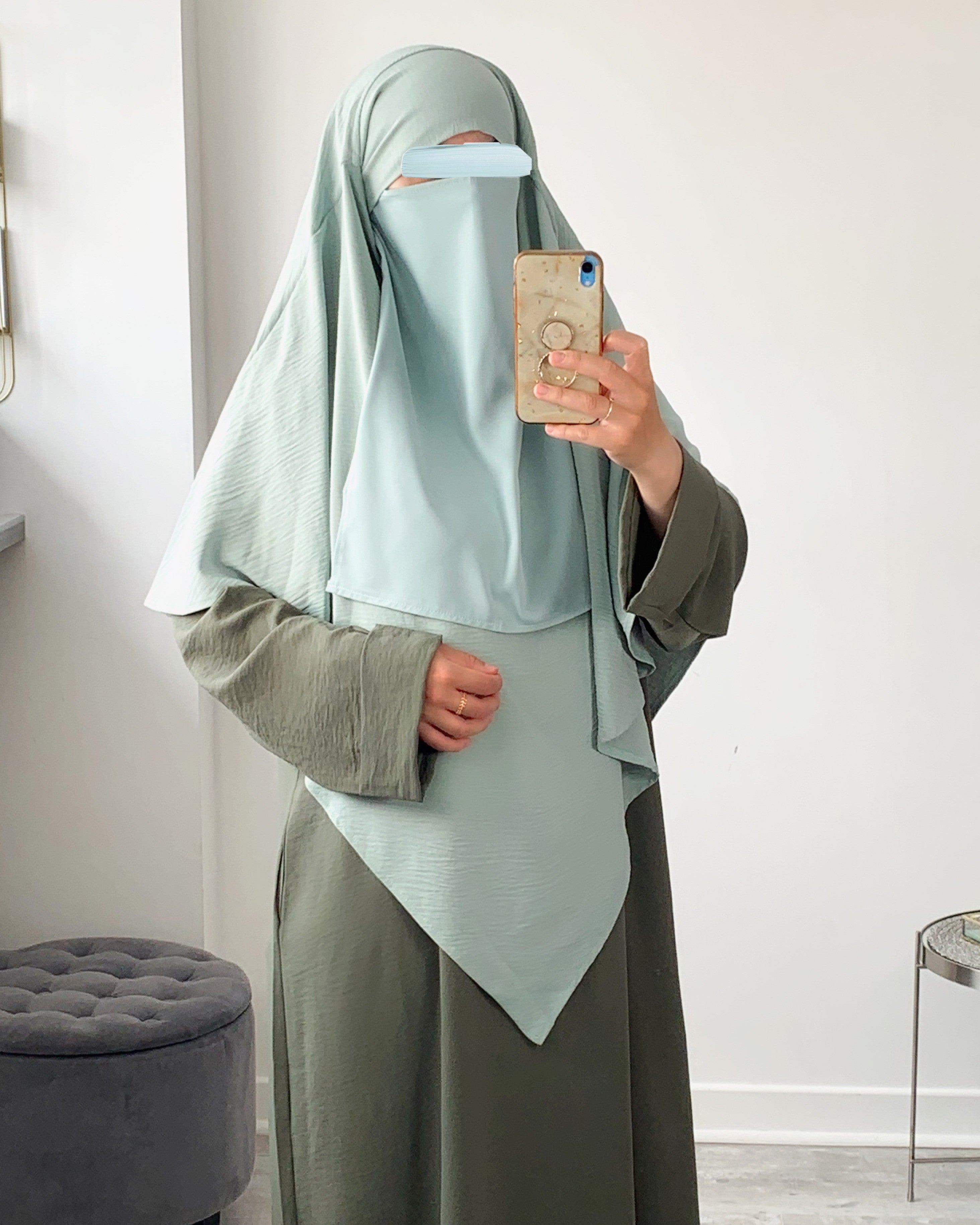 Half-niqab