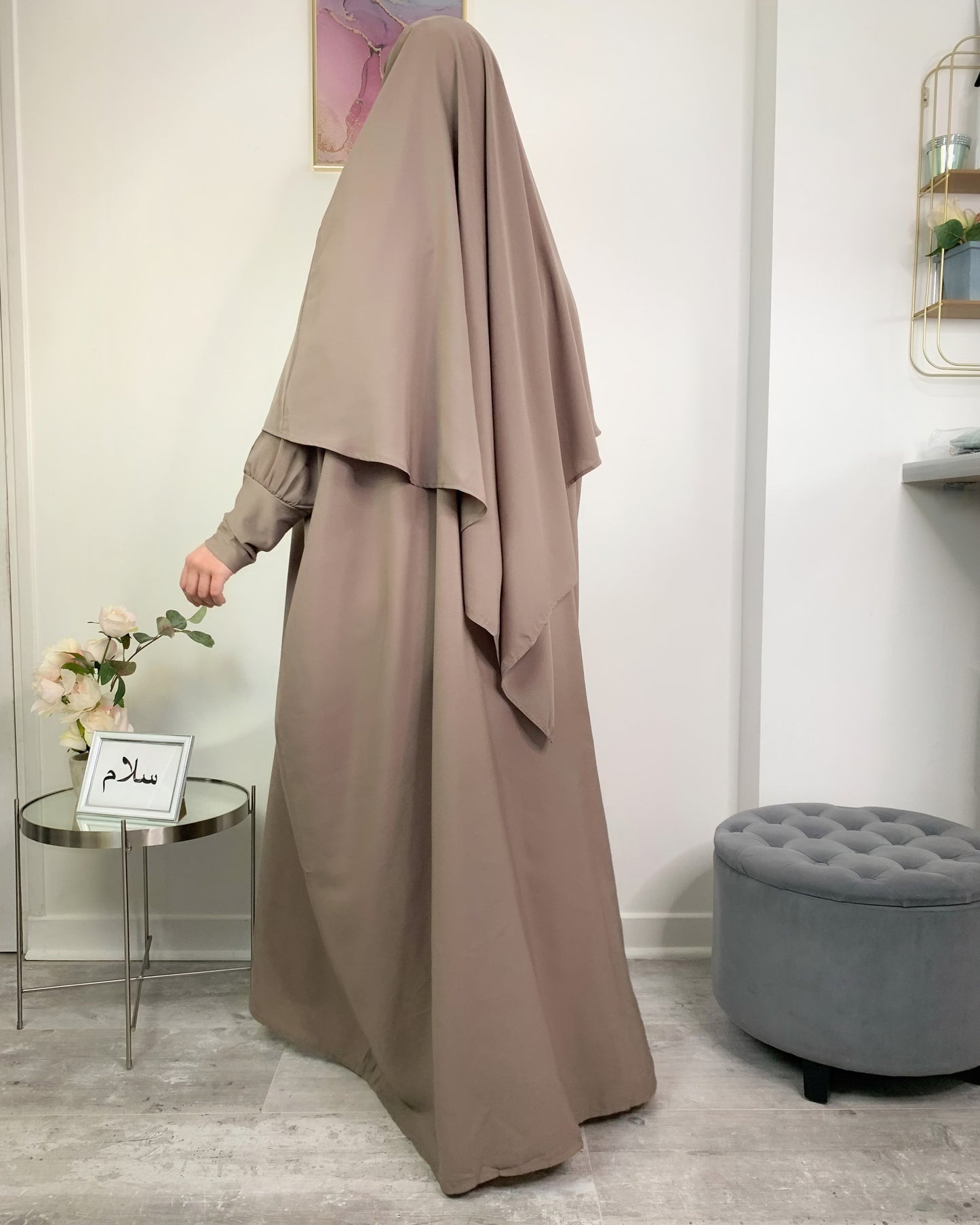 Abaya saoudienne taupe