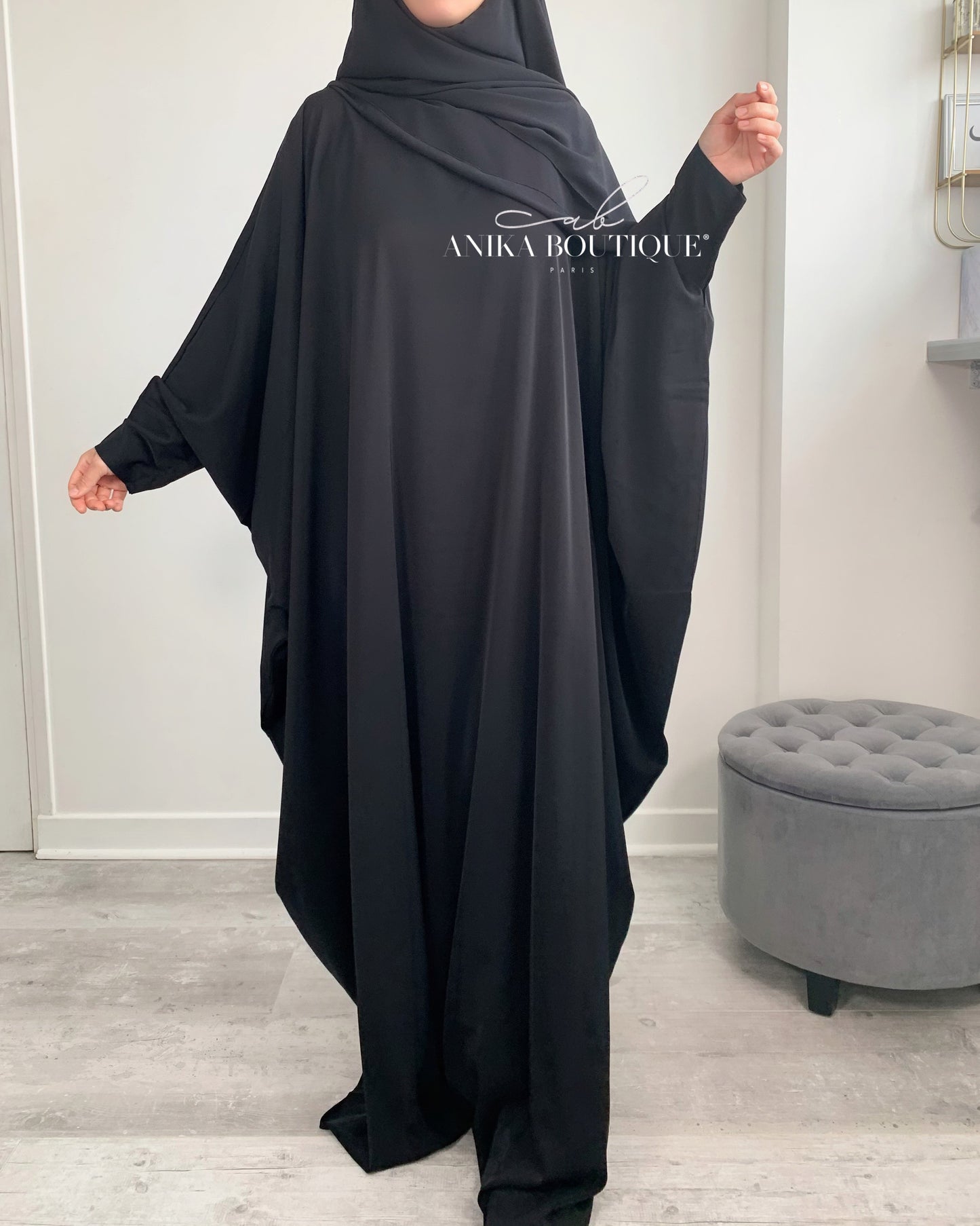 Abaya Nissa  noire soie de medine