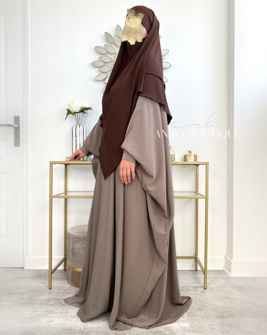 Abaya Nissa  taupe soie de medine