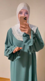 Abaya Amal – Élégance et Fluidité